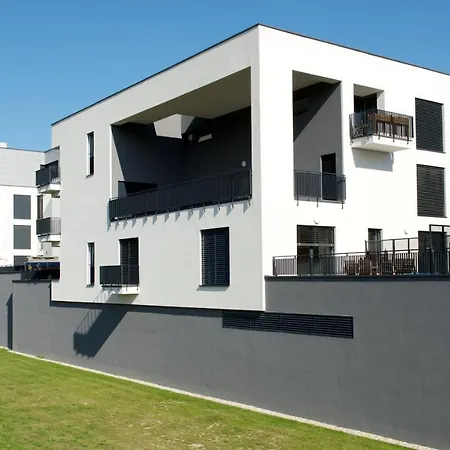 Greenbay Golf Apartment *