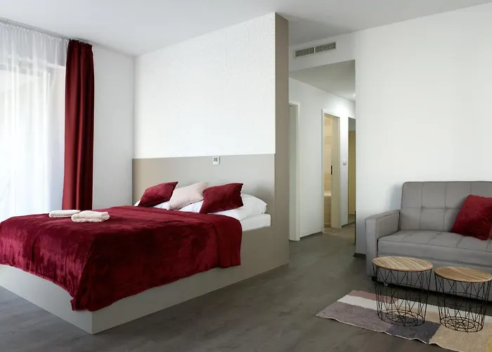 アパート Greenbay Golf *