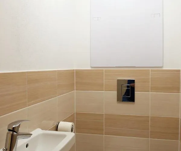 アパート Greenbay Golf