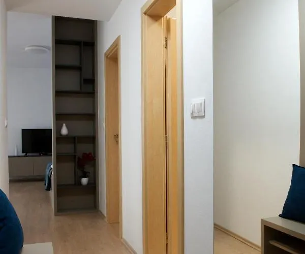 アパート Greenbay Golf *