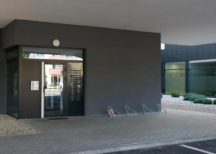 Greenbay Golf アパート