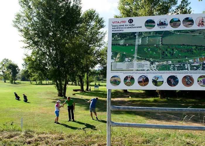 Greenbay Golf アパート *