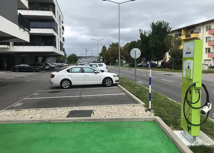 Greenbay Golf アパート